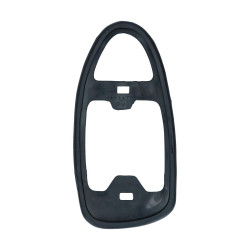Tail light seal, right