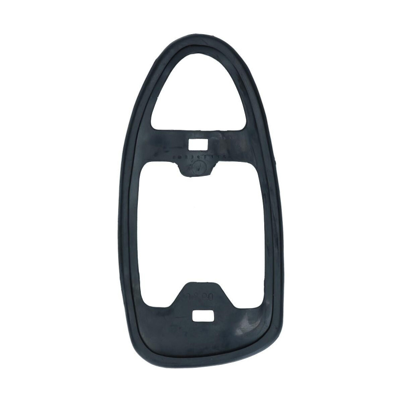 Tail light seal, right